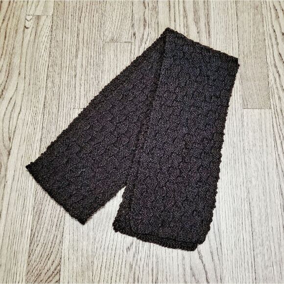 Black Knit Scarf - Picture 1 of 2